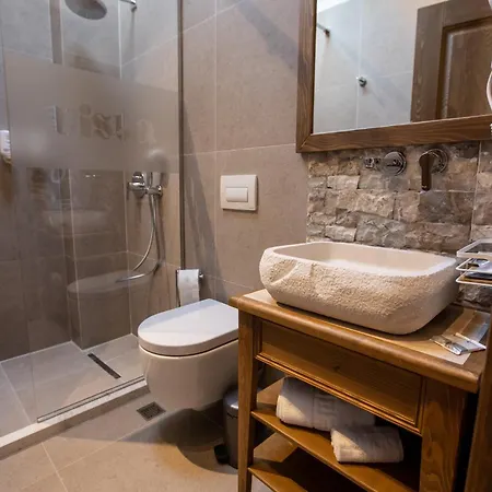 Vista Boutique Hotel