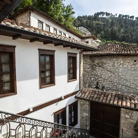 Vista Boutique Hotell Berat