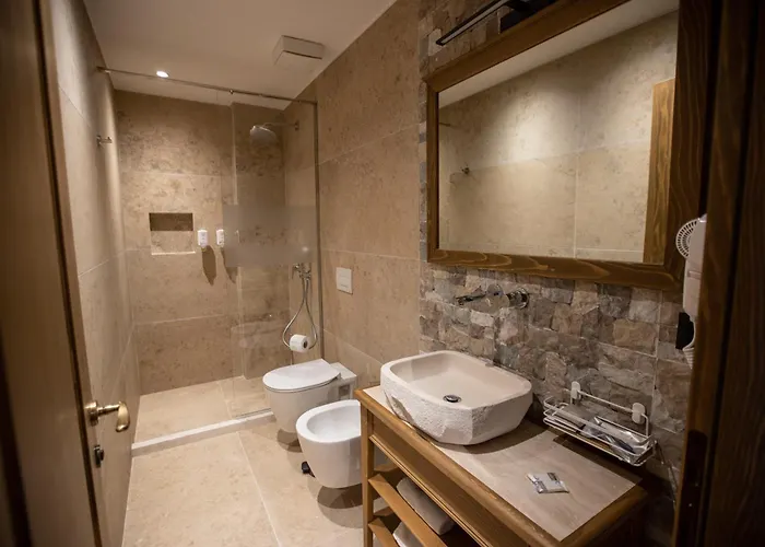 Vista Boutique Berat